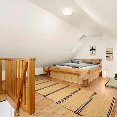 Idyllische Maisonette-Wohnung nähe Bergpark Wilhelmshöhe Kassel Exterior foto