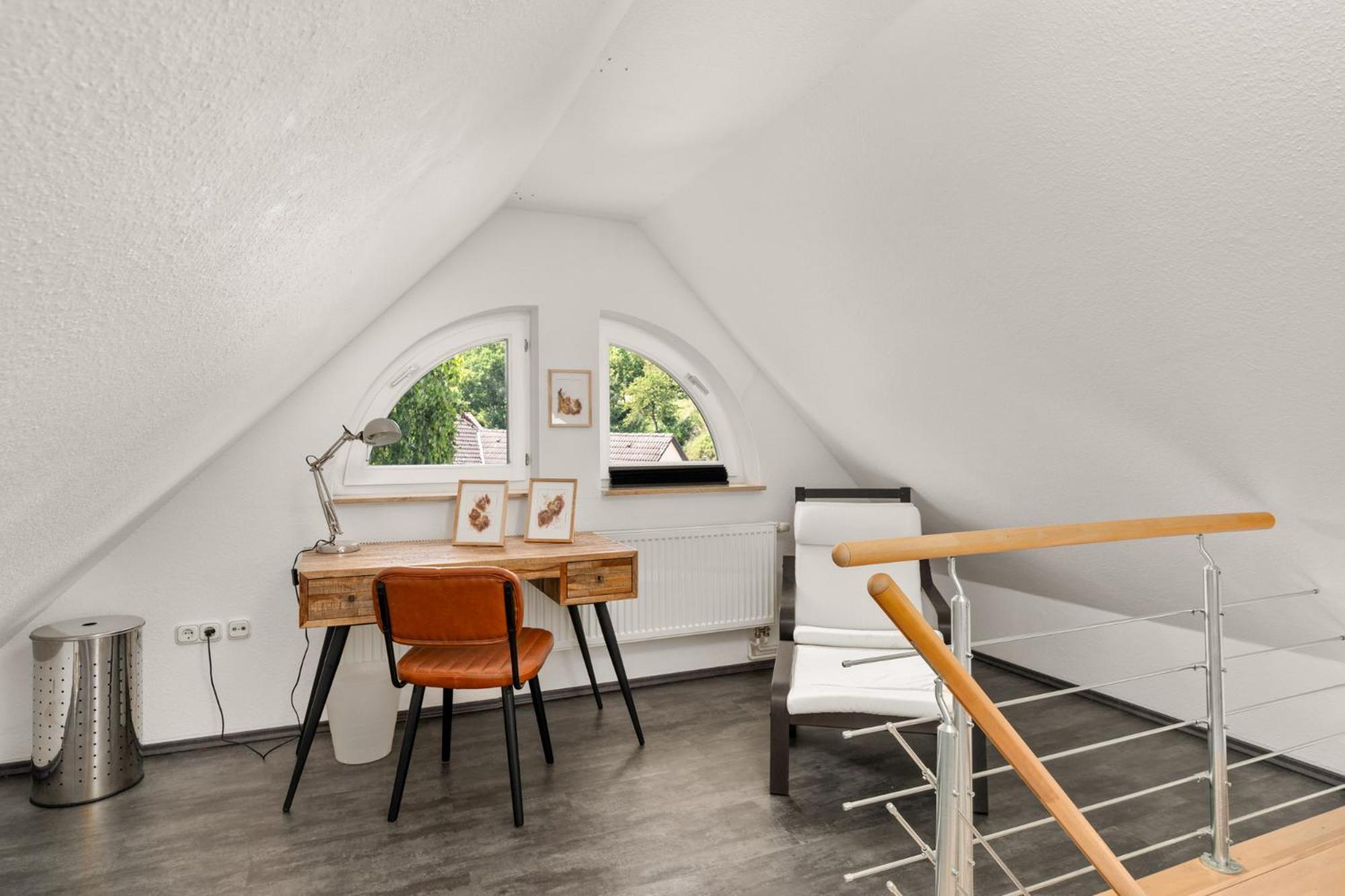 Idyllische Maisonette-wohnung Nähe Bergpark Wilhelmshöhe *